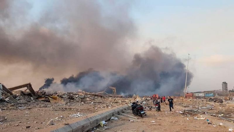 Zona portuaria de Beirut tras la gran explosion de esta tarde