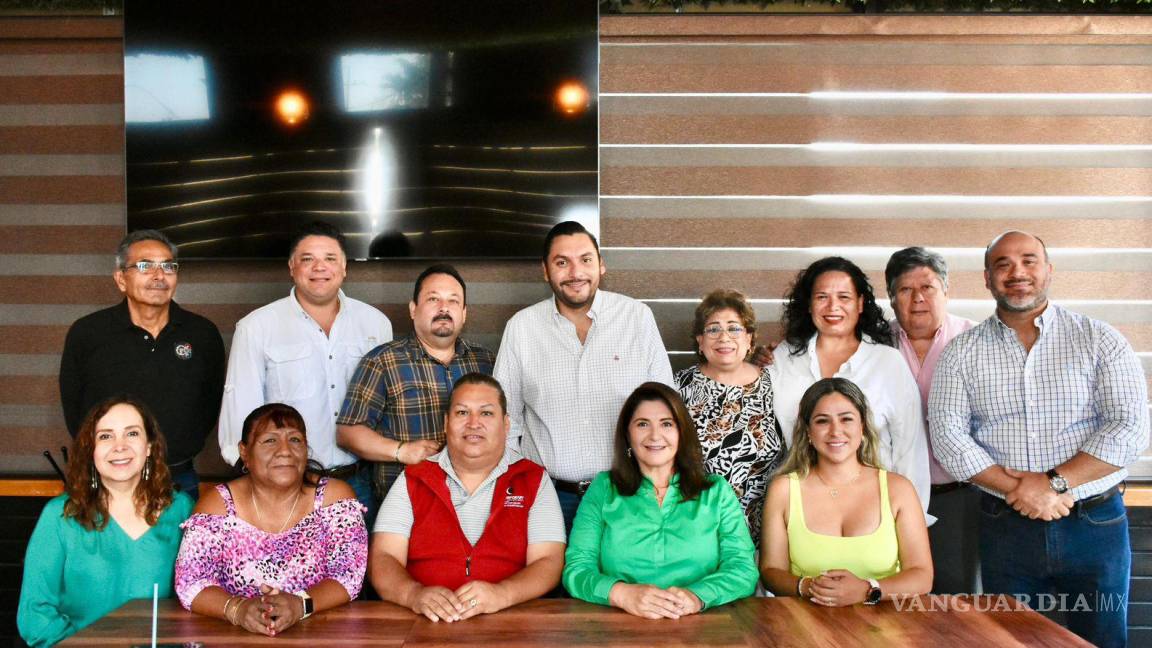 Carlos Villarreal recibe constancia de mayoría en Monclova